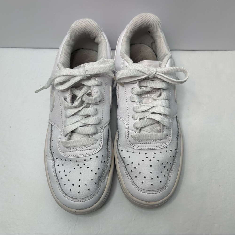 Nike Unisex White Sneakers Laced-Up Court Visio. low Size 7